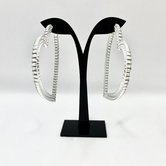 Dazzling Heart-Shaped Hoop Earrings - Picture 3 of 6